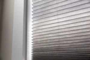 Honeycomb cells trap air to prevent drafts